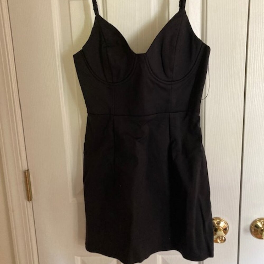Princess Polly NEW Black dress size 4